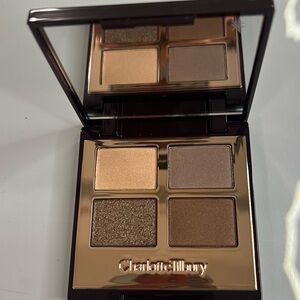 BNWB Charlotte Tilbury Luxury Eyeshadow Palette: THE GOLDEN GODDESS